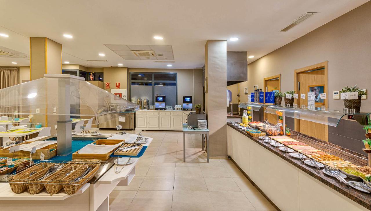 פואנגירולה Hotel Mainare Playa מראה חיצוני תמונה