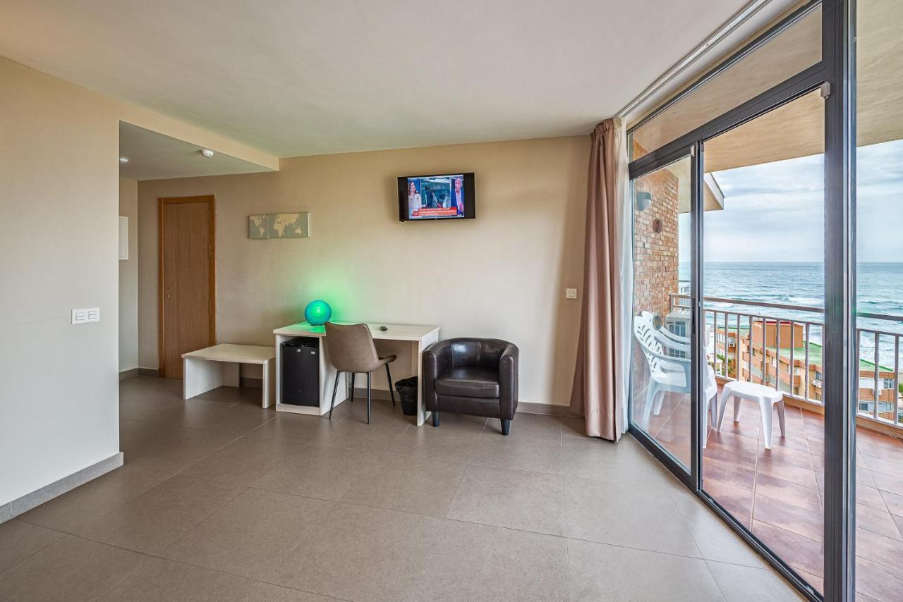 פואנגירולה Hotel Mainare Playa מראה חיצוני תמונה